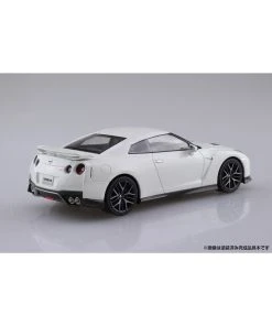 Aoshima 05639 - 1/32 Nissan GT-R - Brilliant White Pearl -Fascinations Metal Earth-shop aoshima 05639 1 32 nissan gt r brilliant white pea 2