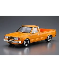 Alternative view of Aoshima 05840 - 1/24 Datsun Truck Custom '82 Nissan