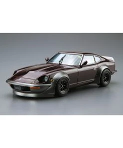 Alternative view of Aoshima 05844 - 1/24 Nissan S30 Fairlady Z Aero Custom