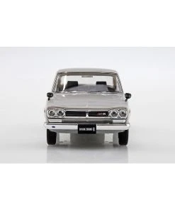 Aoshima 05882 - 1/32 Nissan Skyline 2000 GT-R - Silver -Fascinations Metal Earth-shop aoshima 05882 1 32 nissan skyline 2000 gt r silver 2