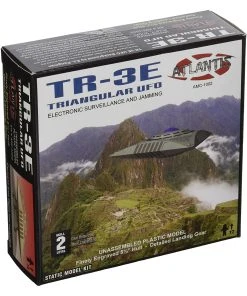 ATLANTIS 1002 - 1/72 TR-3E Triangular UFO