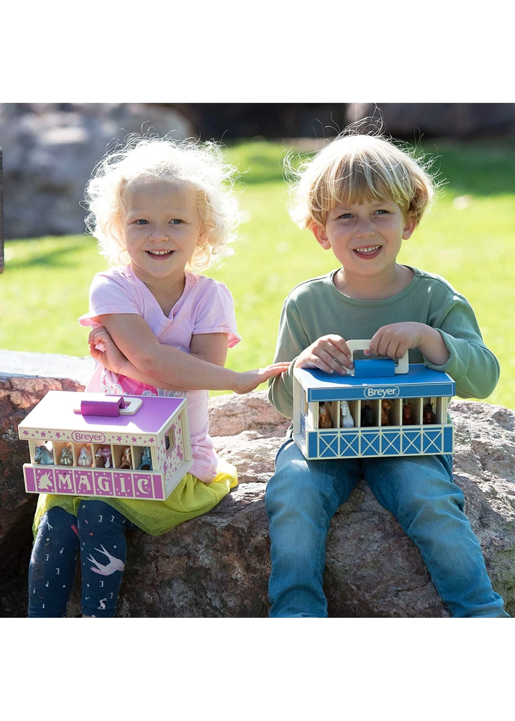 Breyer Wooden Stable Playset - Image 8