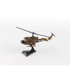 Daron 1/87 UH-1 Huey MEDEVAC - Postage Stamp -Fascinations Metal Earth-shop daron 1 87 uh 1 huey medevac postage stamp 3