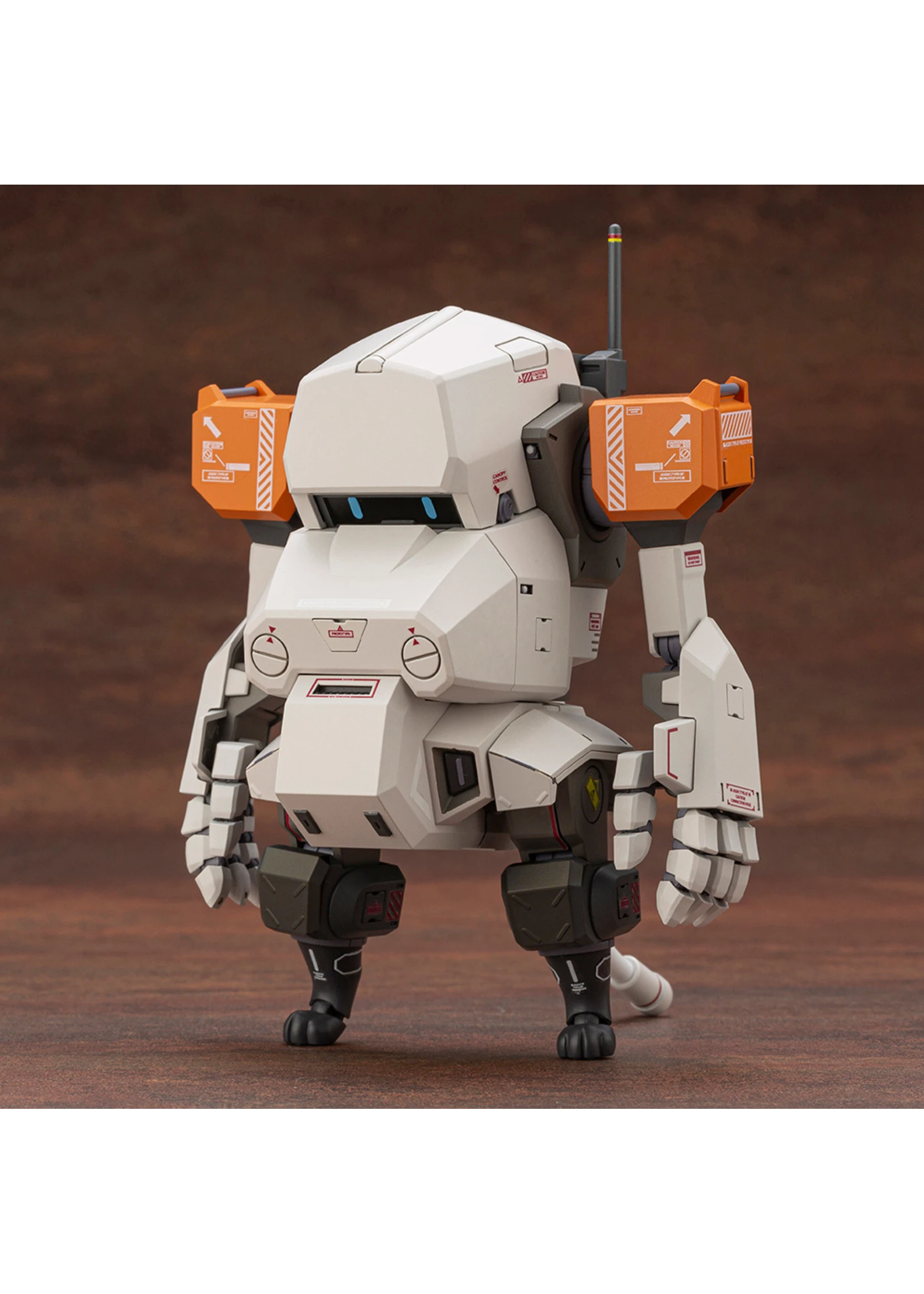 Kotobukiya KP647- JDSF Type 07-III Tank Prototype Nacchin 4 Kotobukiya KP647- JDSF Type 07-III Tank Prototype Nacchin - Image 2