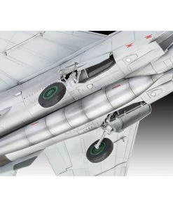 Revell Of Germany 03878 - 1/72 MiG-25 RBT "Foxbat B" 9 Revell Of Germany 03878 - 1/72 MiG-25 RBT "Foxbat B" -Fascinations Metal Earth-shop revell of germany 03878 1 72 mig 25 rbt foxbat b 2