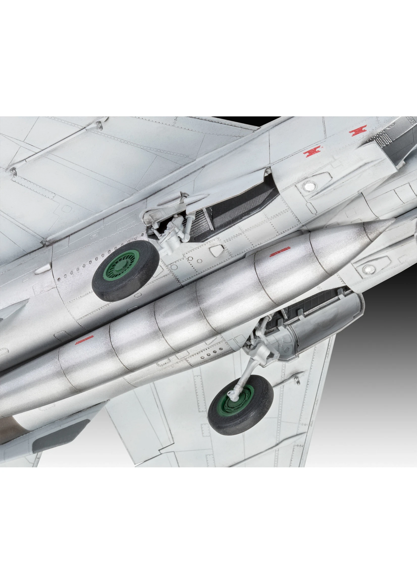 Revell Of Germany 03878 - 1/72 MiG-25 RBT "Foxbat B" 5 Revell Of Germany 03878 - 1/72 MiG-25 RBT "Foxbat B" - Image 3