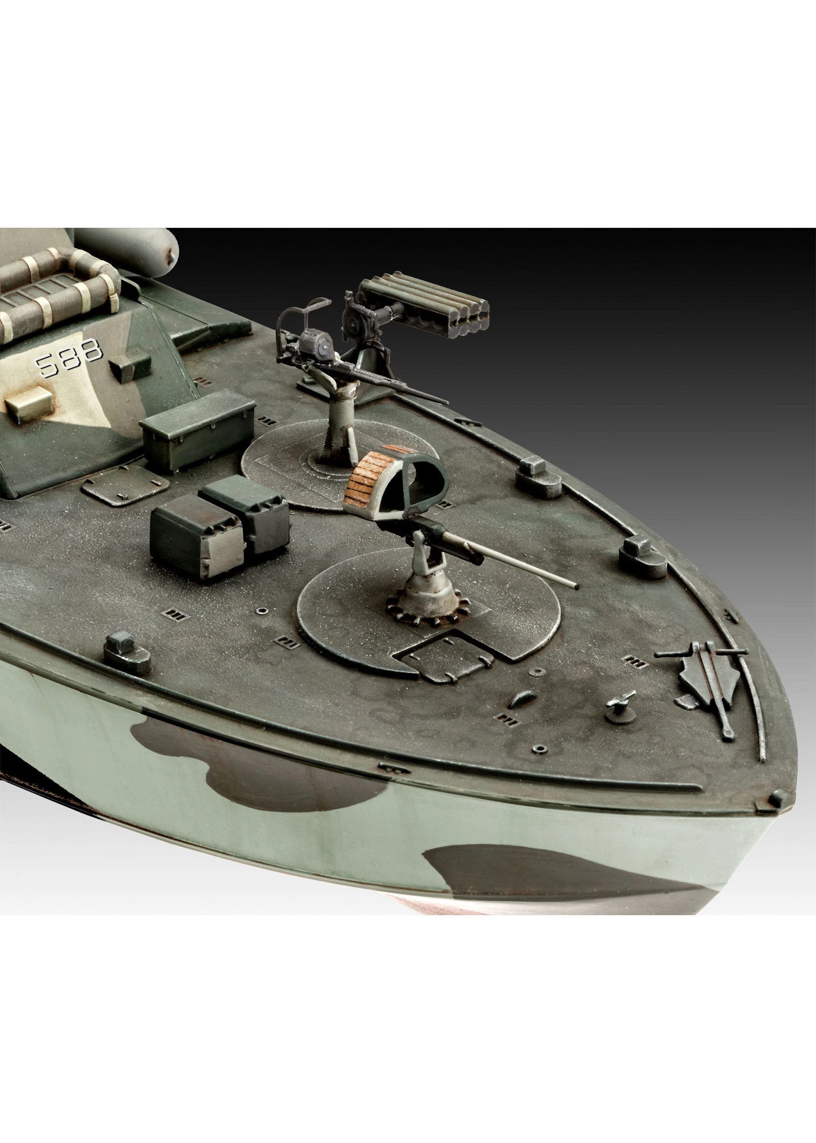 Revell Of Germany 05165 - 1/72 Patrol Torpedo Boat PT-588/PT-57 - Image 3