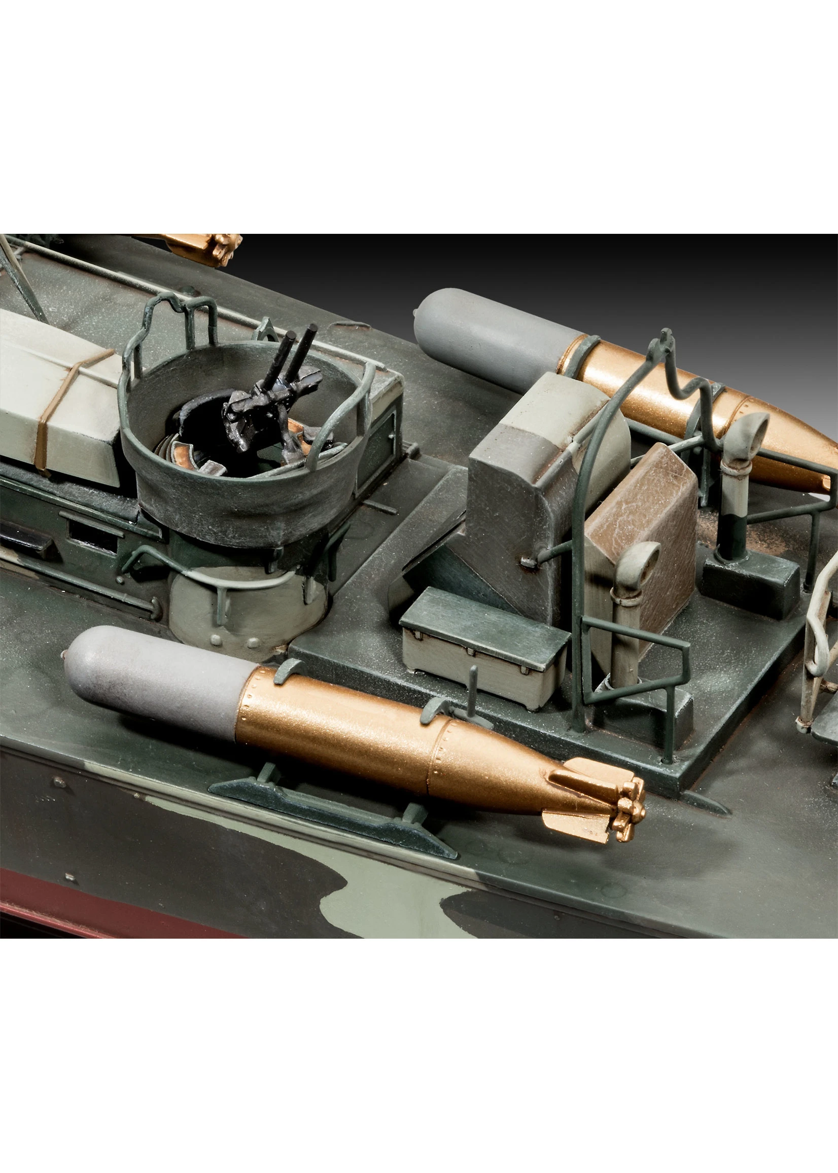 Revell Of Germany 05165 - 1/72 Patrol Torpedo Boat PT-588/PT-57 - Image 5