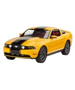 Revell Of Germany 07046 - 1/25 2010 Ford Mustang GT