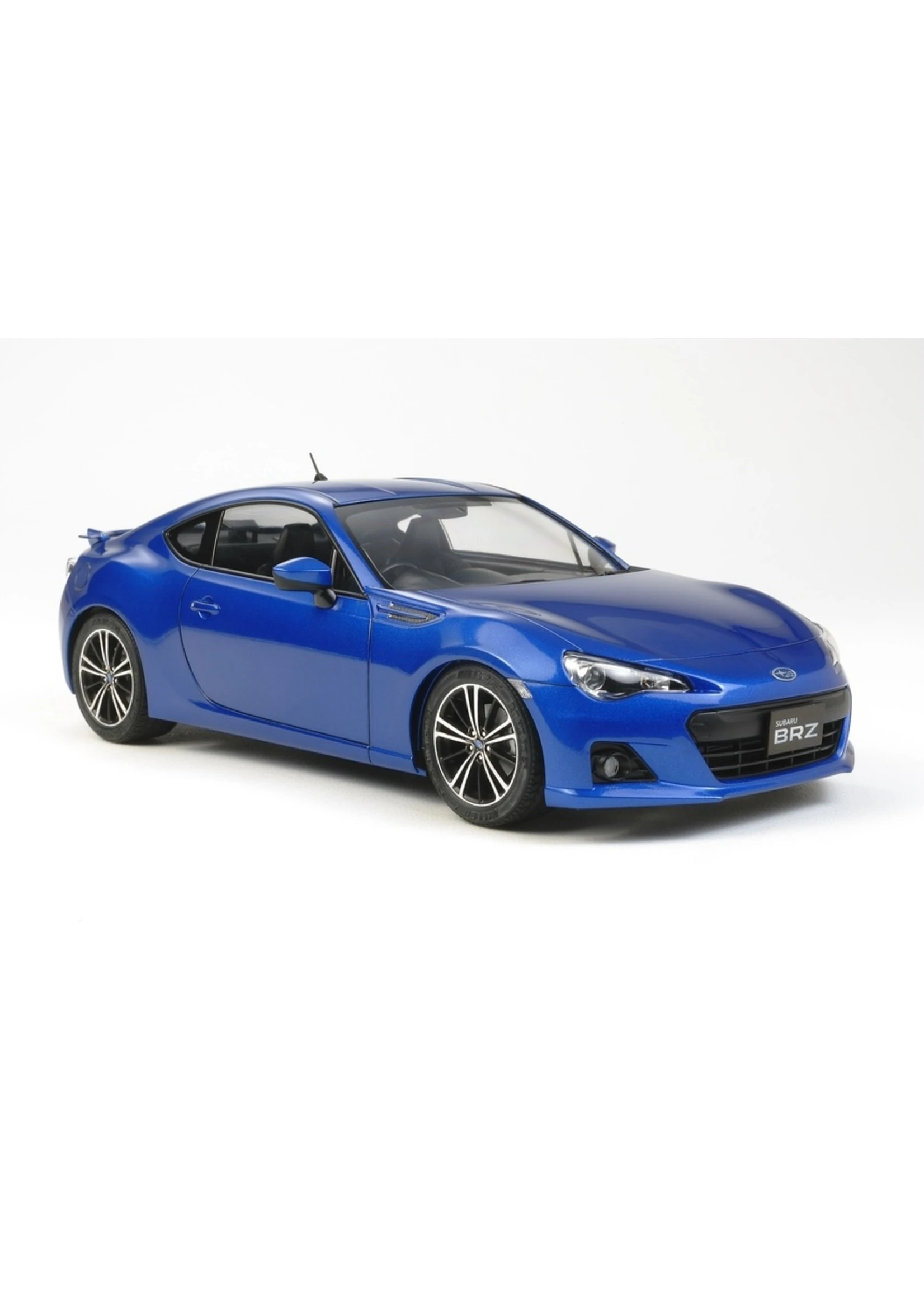 Tamiya 24324 - 1/24 Subaru BRZ 3 Tamiya 24324 - 1/24 Subaru BRZ