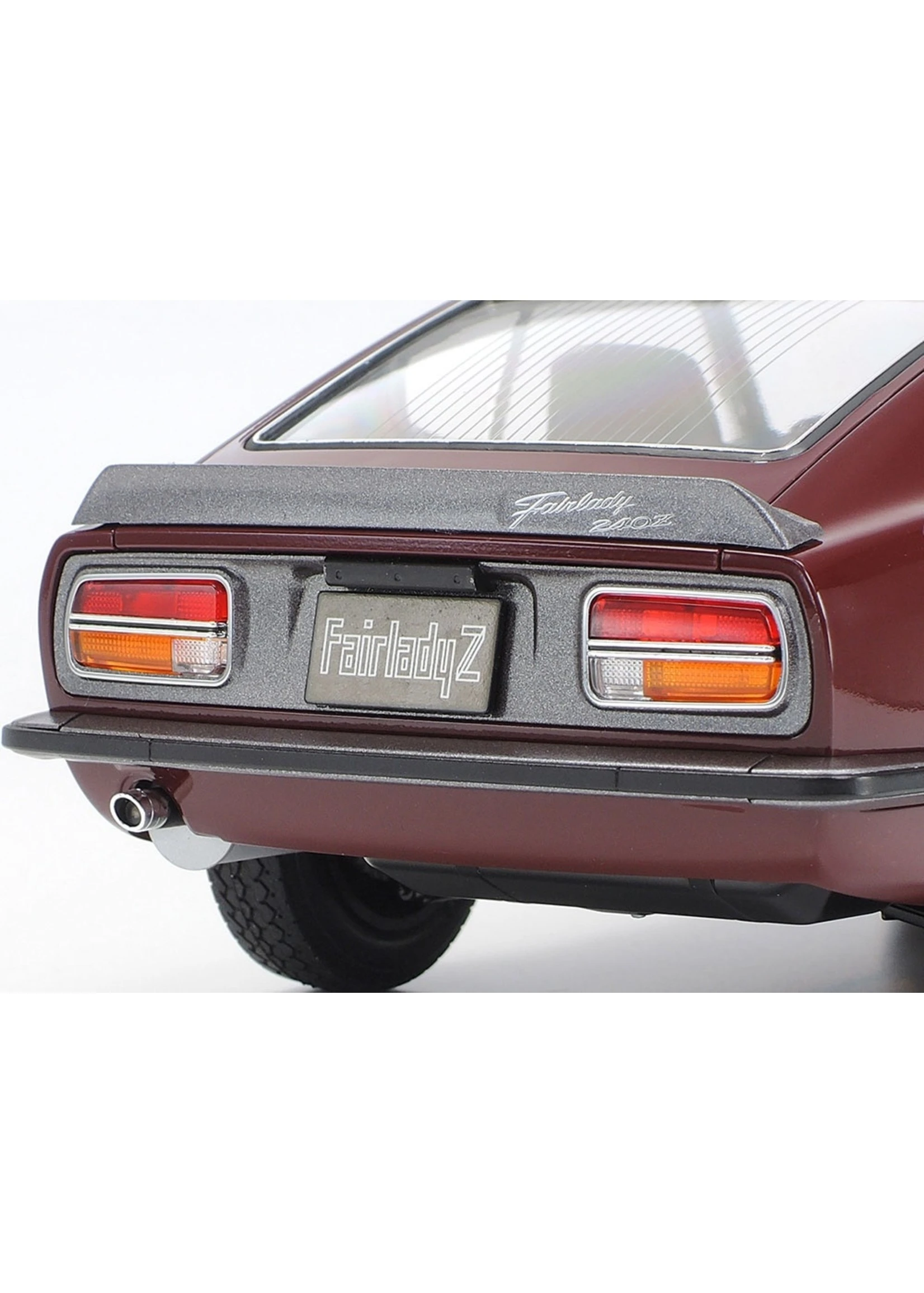 Tamiya 24360 - 1/24 Nissan Fairlady 240ZG 9 Tamiya 24360 - 1/24 Nissan Fairlady 240ZG - Image 7