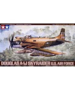 Tamiya 61073 - 1/48 Douglas A-1J Skyraider USAF