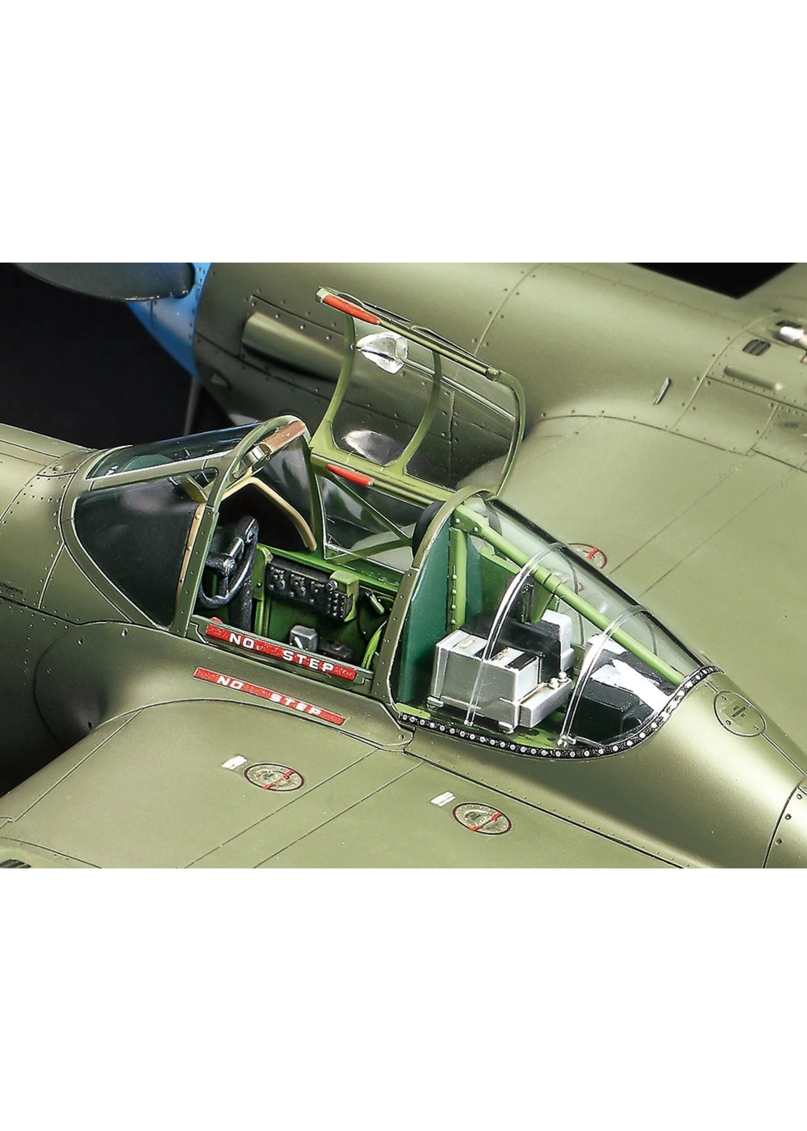 Tamiya 61120 - 1/48 Lockheed P-38 F/G Lightning - Image 3